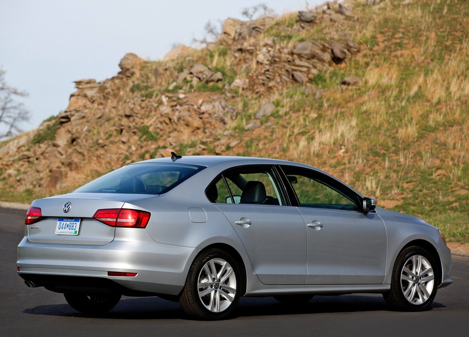 https://wcar.sets.lv/cars/Volkswagen/Jetta sedans/8cad8e62fb700a48e5b7a470d0d8b4e0.jpg